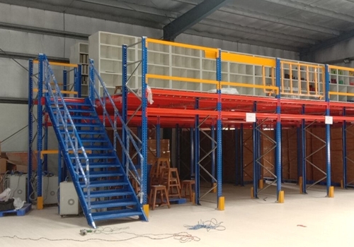 heavy-duty-safe-mezzanine-floor-for-industrial-storage-238 - Copy
